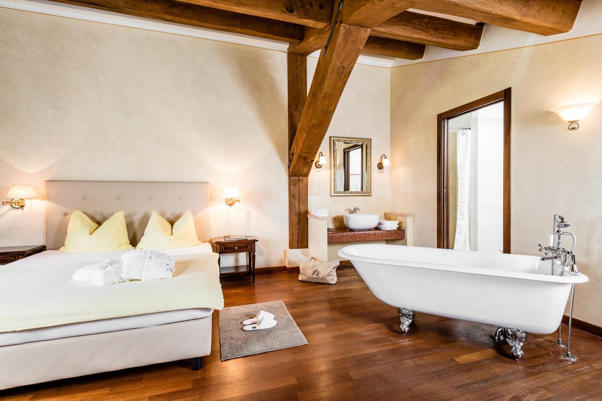 Poggio Antico Apartment Monte San Vito Exterior photo