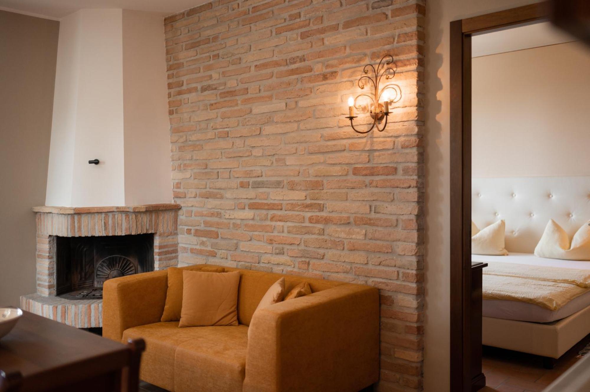 Poggio Antico Apartment Monte San Vito Room photo